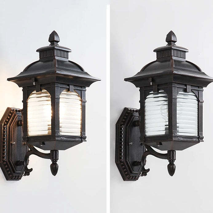 Antique Glass Outdoor Wall Lamp