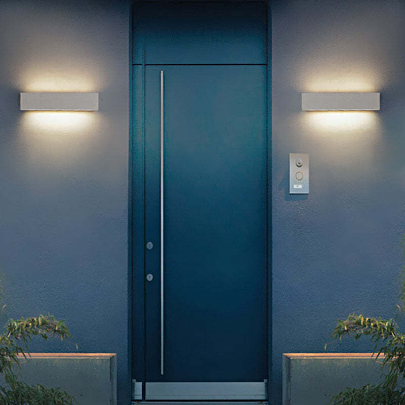 Edge Outdoor Wall Lamp