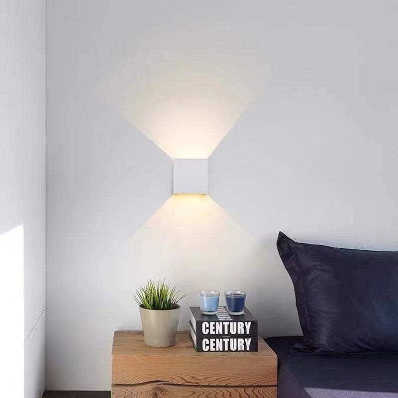Modern Aluminum Waterproof LED Wall Sconce Wall Light Outdoor and Indoor Use