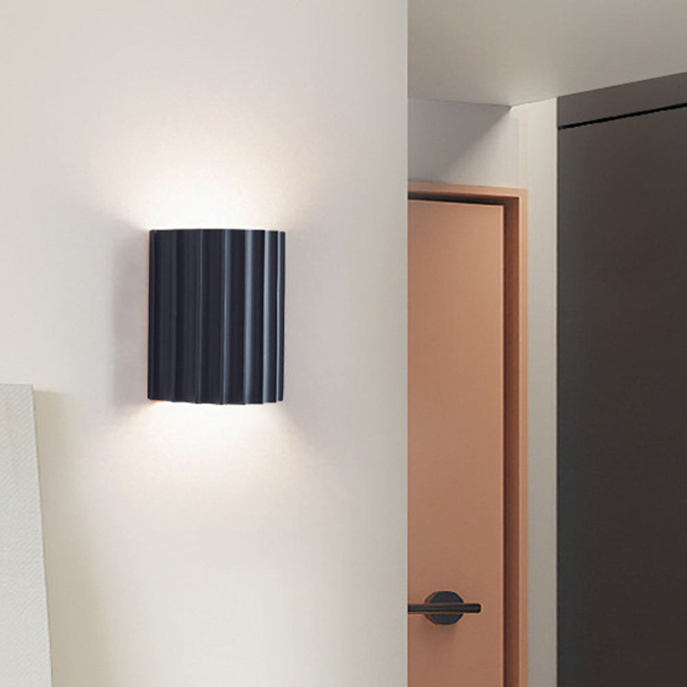 Modern Semi-circular Resin Sconce for Living Room