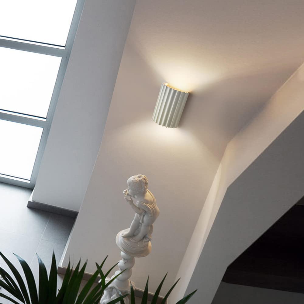 Modern Semi-circular Resin Sconce for Living Room