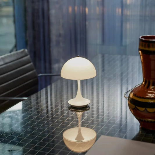 Cordless LED Lamp