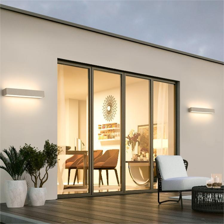 Edge Outdoor Wall Lamp
