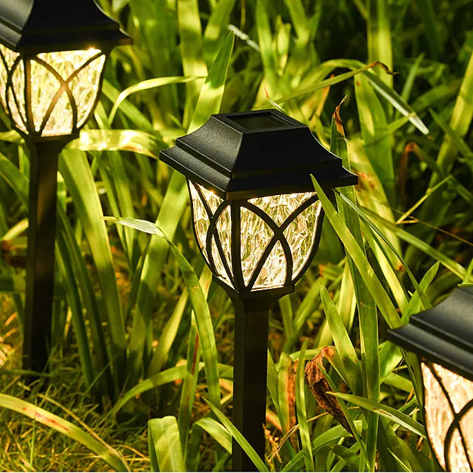 Solar-powered garden lamp (2-Pack)