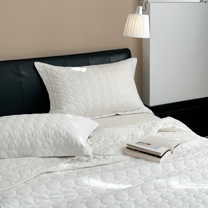Circle Serenity Bedspread Set
