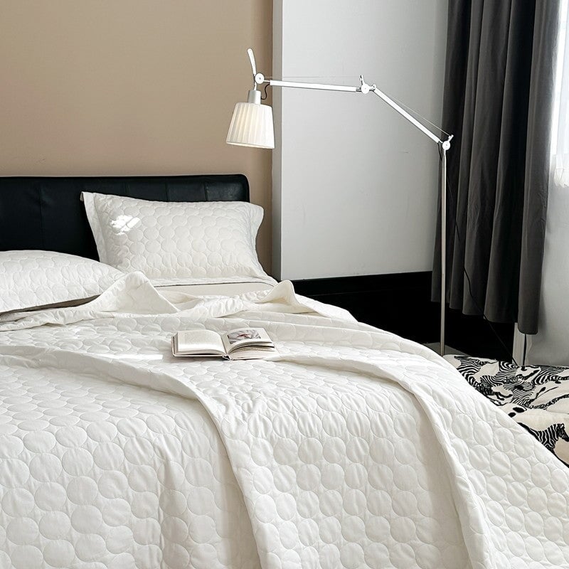 Circle Serenity Bedspread Set
