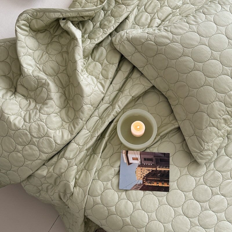 Circle Serenity Bedspread Set