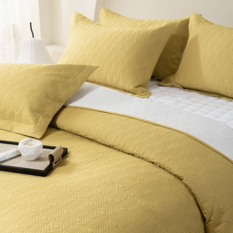 Herringbone Harmony 3 Piece Bedspread Set