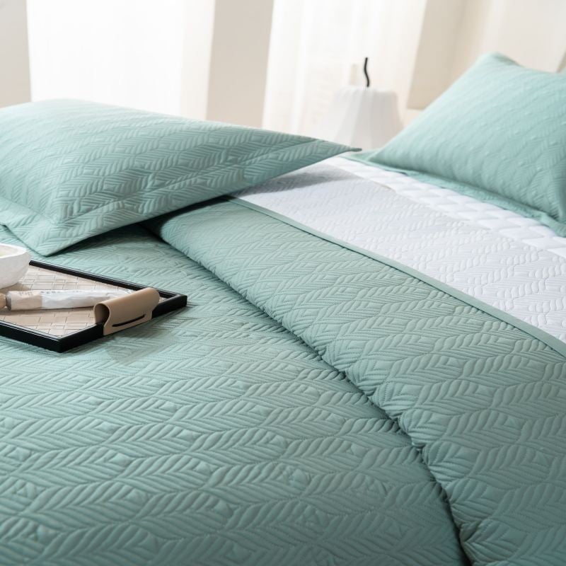 Herringbone Harmony 3 Piece Bedspread Set
