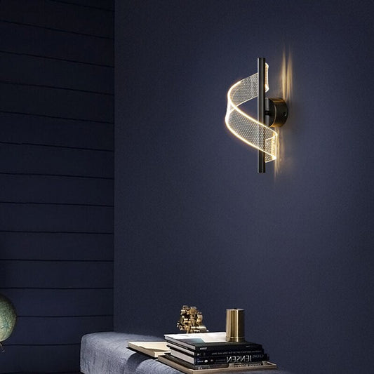 Glasspilar™ - Luxurious wall light with glass candelabra