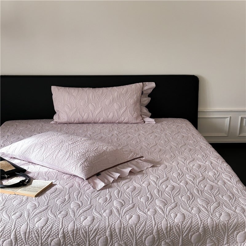 Tulip Elegance Bedspread Set