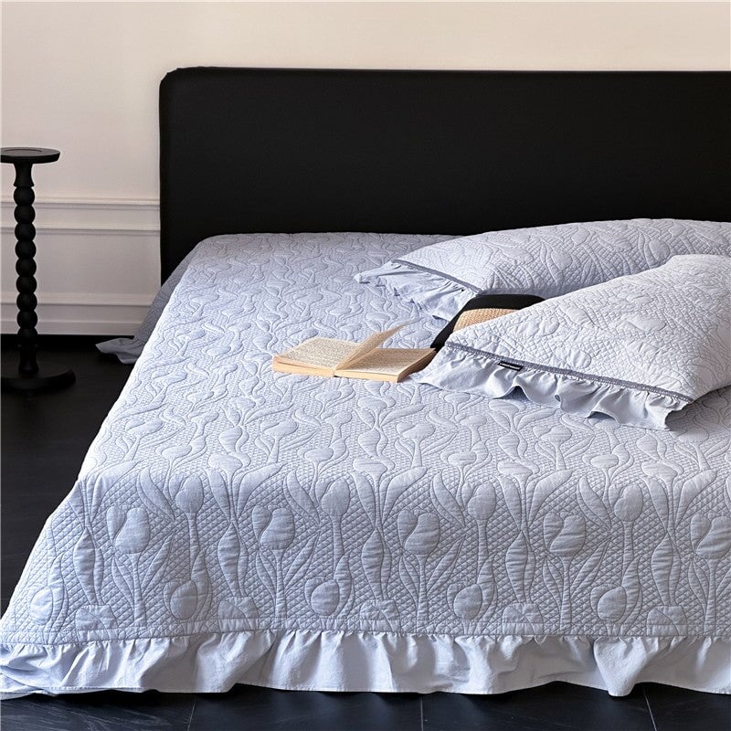 Tulip Elegance Bedspread Set