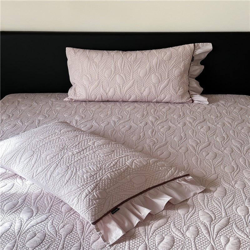 Tulip Elegance Bedspread Set